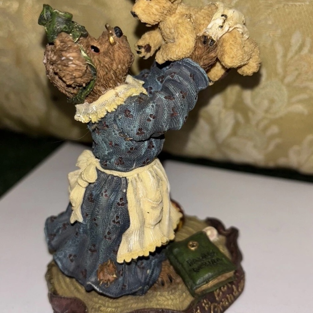 Boyds Bears Blue and Green Decor Accents